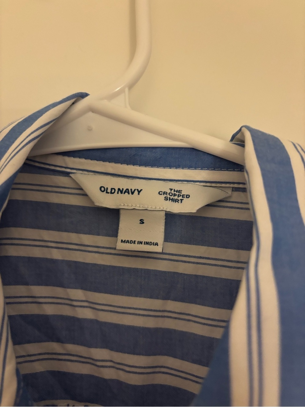 Old Navy the Cropped Shirt Striped Button-Up Shirt - Picture 2 of 4